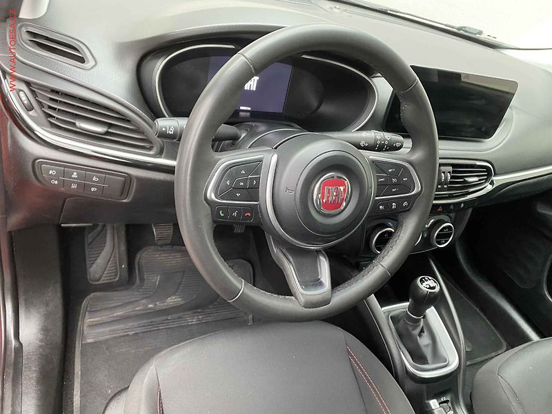 Fiat Tipo (2022) 1.0FireFly RED, Cross, LED - fotka 12 z 18