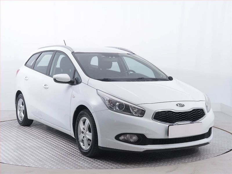 Kia Ceed (2013) 1.6 GDI, Tempomat - fotografie inzerátu