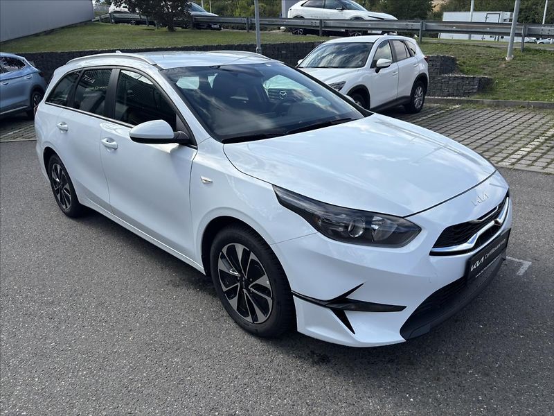 Kia Ceed 1,0 TGDi SPIN ZÁRUKA CARPLAY - fotka 7 z 36