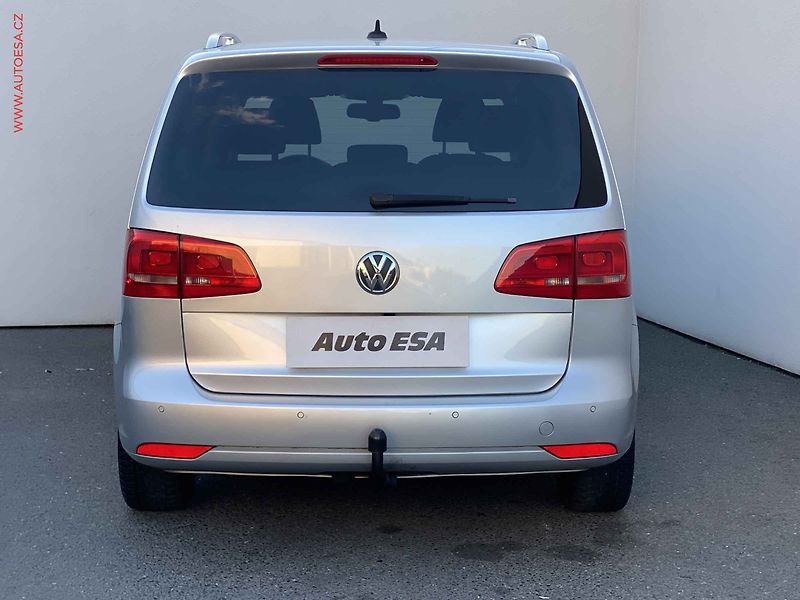 Volkswagen Touran (2012) 1.6TDi, Style, DSG - fotka 5 z 19