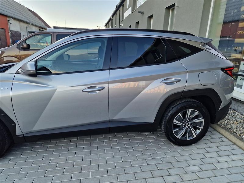 Hyundai Tucson 1.6 T-GDI 110kW Smart,ČR,1Maj - fotka 42 z 48