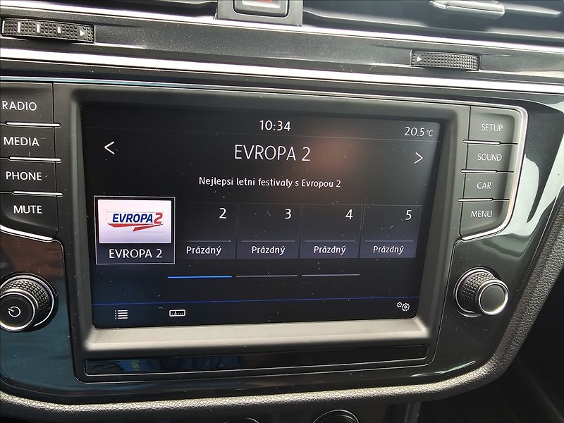Volkswagen Tiguan 1,4 TSi 110KW COMFORTLINE - fotka 19 z 49