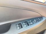 Hyundai Tucson 2.0 CRDi/100kW Style DCT 4x4 - náhled 30