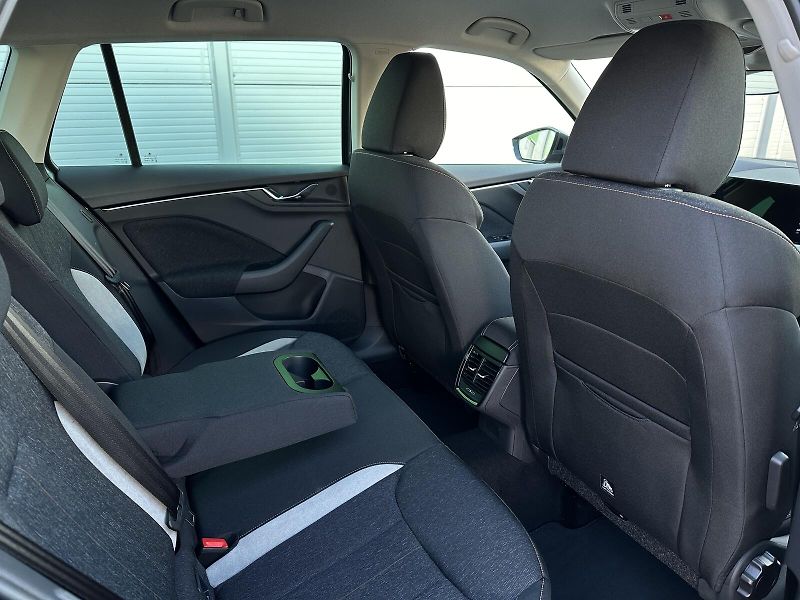 Škoda Kamiq 1.5TSi DSG 150PS LED V.Cockpit - fotka 22 z 22