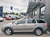 Škoda Octavia SCOUT 2.0 TDI 4x4 103 kW - náhled 3
