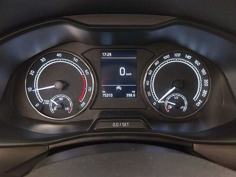 Škoda Scala (2021) Style 1.5 TSI, Serv.kniha - fotka 11 z 20