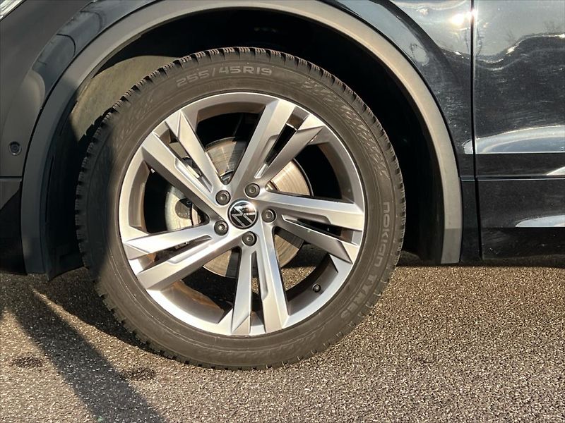Volkswagen Tiguan 1,5 TSi 110 kW 7DSG R-LINE  RE - fotka 12 z 27