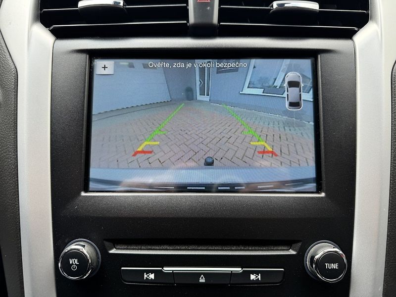 Ford Mondeo (2016) 2.0TDCi Navi Blis Kamera - fotka 12 z 47