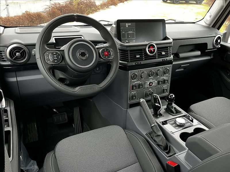 INEOS Grenadier (2025) 3,0 CHASSIS DOUBLE CAB 5m - fotka 11 z 21