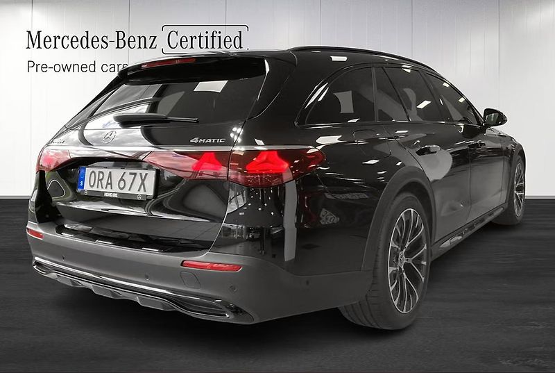 Mercedes-Benz Třídy E 300d e AllTerrain Béžová kůže - fotka 3 z 19