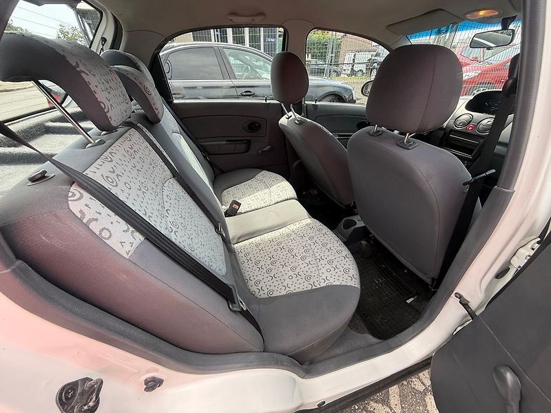 Chevrolet Spark 0,8 STK 06/2028  NOVÉ  PNEUMAT - fotka 9 z 11