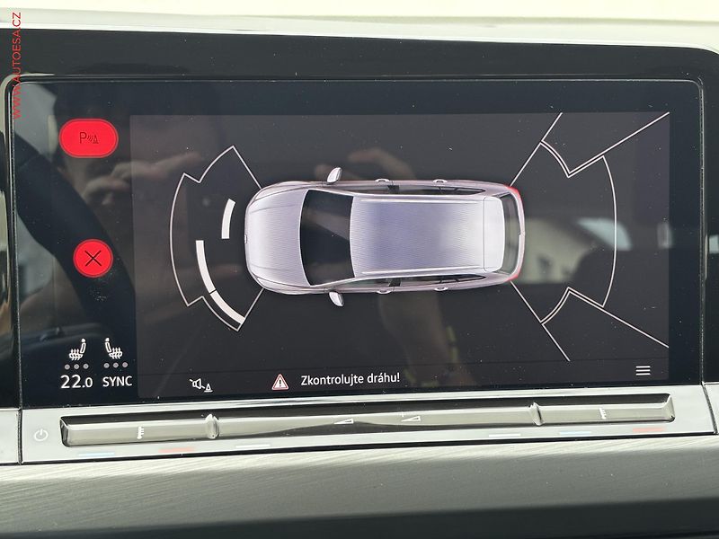 Volkswagen Golf (2022) 2.0 TDi, Style, LED - fotka 19 z 19