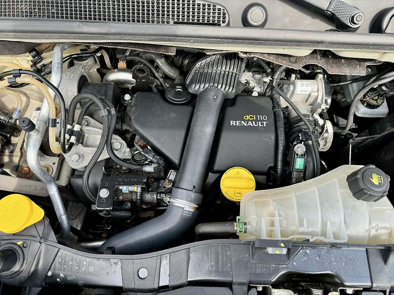 Renault Kangoo (2013) 1.5 dCI GRAND 7 míst - fotka 24 z 25