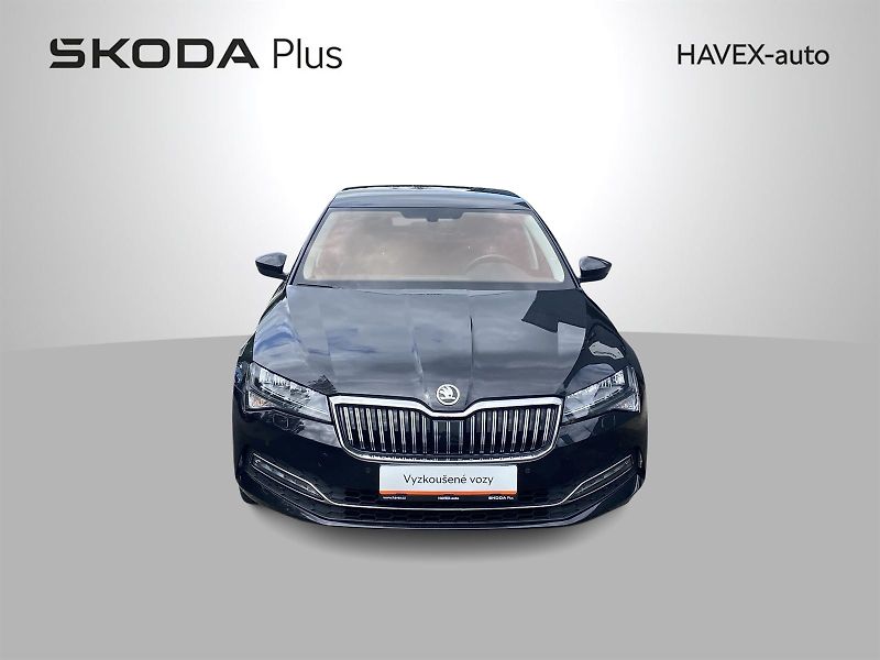 Škoda Superb (2022) 1.5 TSI Style+ - fotka 4 z 40