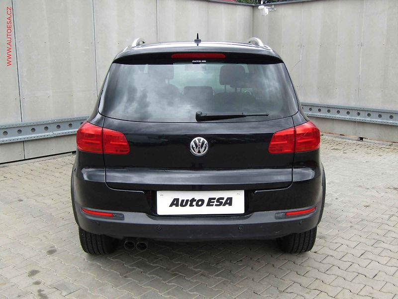 Volkswagen Tiguan (2014) 2.0 TDi 4x4, servis.kniha, AC - fotka 5 z 23