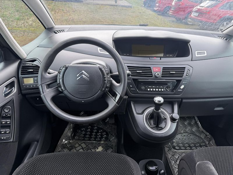 Citroën C4 Picasso 1.8i 16V - fotka 13 z 23