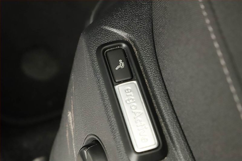 Volkswagen Tiguan (2021) Elegance 1.5 TSI - fotka 16 z 18