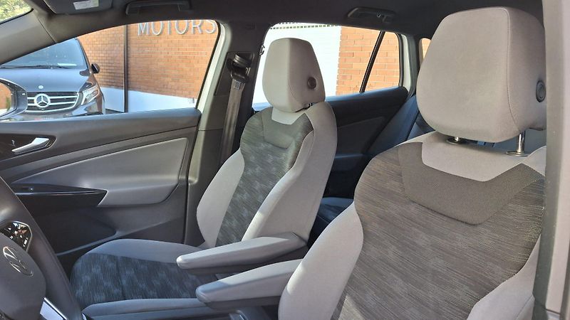 Volkswagen ID.4 ID4-PURE-125KW-ALU - fotka 14 z 26