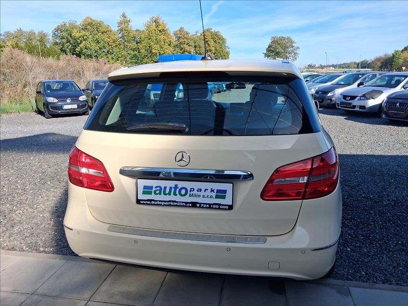 Mercedes-Benz Třídy B 1,8 TAXI - fotka 6 z 17