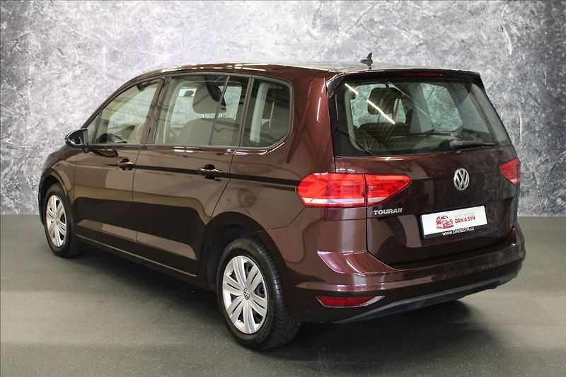 Volkswagen Touran 1,2 TSI 1.majitel - fotka 3 z 31