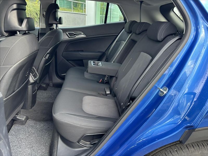 Kia Sportage 1,6 TGDi Exclusive ZÁRUKA NAVI - fotka 12 z 44