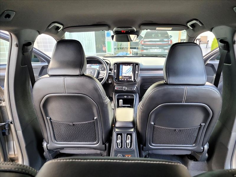 Volvo XC40 T4 PHEV R-design kůže,kůže - fotka 39 z 49