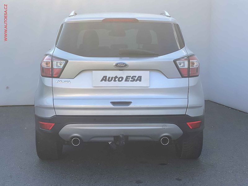 Ford Kuga (2019) 1.5 EB, Navi, kamera, TZ - fotka 5 z 18