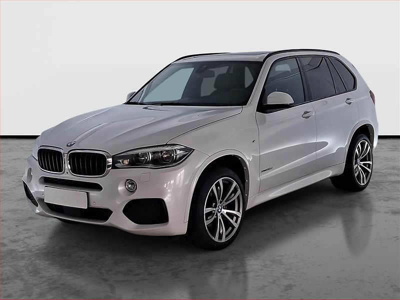 BMW X5 (2014) M Paket xDrive30d - fotka 2 z 23
