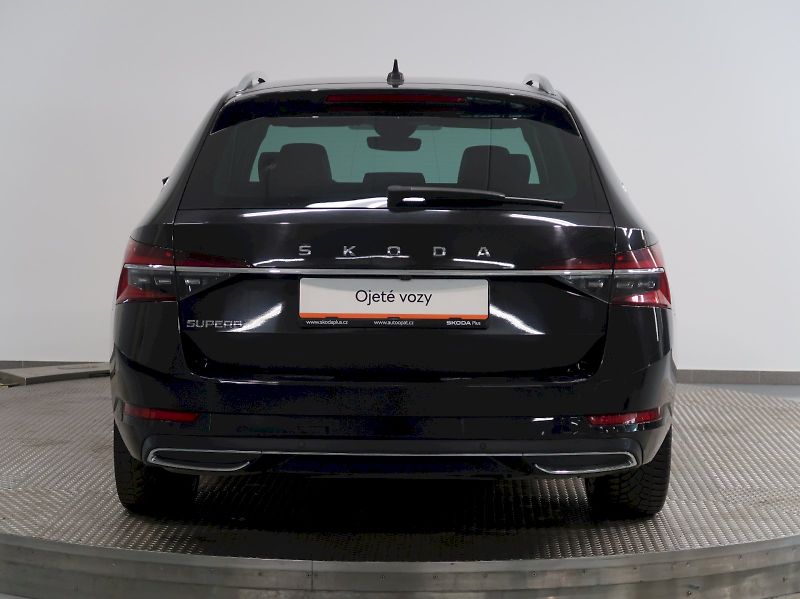 Škoda Superb (2020) LAURIN&KLEMENT 2.0TDI 140KW DS - fotka 9 z 48
