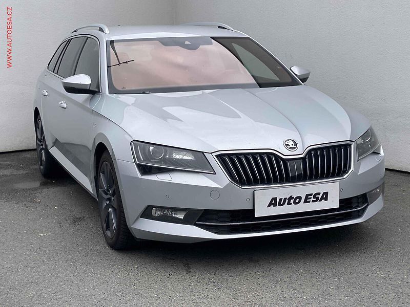 Škoda Superb (2019) 2.0 TDi 4x4, L&K, DSG, TZ, - fotografie inzerátu