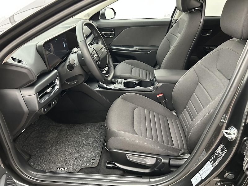 Kia K4 1.6 T-GDi EXCLUSIVE 110 KW (20 - fotka 24 z 31