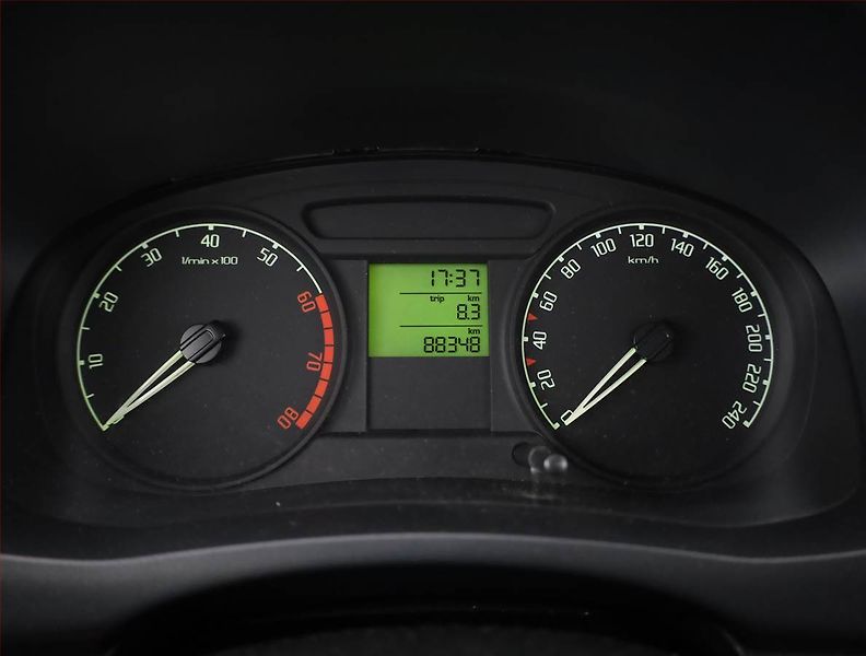 Škoda Fabia (2008) 1.2, Serv.kniha, po STK - fotka 8 z 14