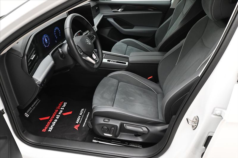 Volkswagen Passat 2,0 TDI 110 kW DSG Business Zá - fotka 13 z 33