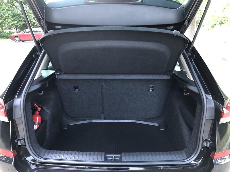 Škoda Kamiq 1.0 TSI DSG - 2023 - 61 000KM  - fotka 9 z 16