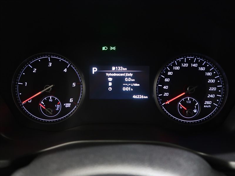 Hyundai Santa Fe 2,2 CRDi Smart 1.majitel CZ - fotka 21 z 31