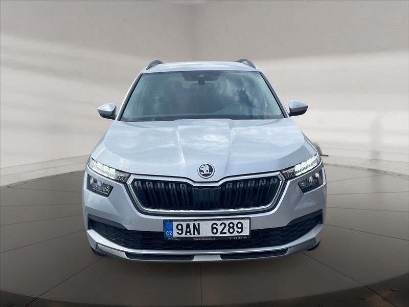 Škoda Kamiq 1,0 TSI 81 Ambition - fotka 2 z 11