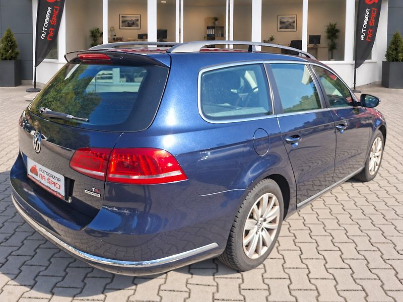 Volkswagen Passat (2013) 1.4TSI 110kW DSG E-FUEL - fotka 8 z 45
