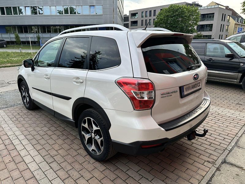 Subaru Forester (2013) 2.0XT Executive MY2013 - fotka 5 z 17