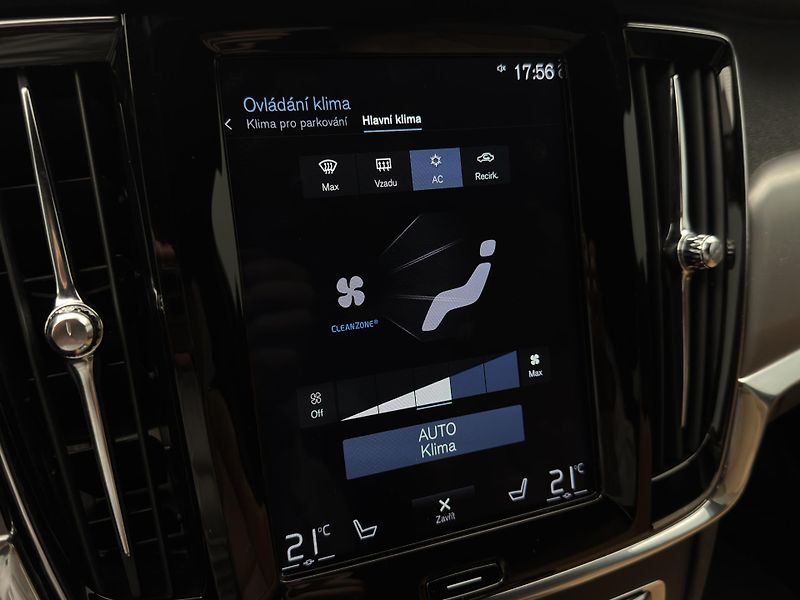 Volvo V90 D4 MOMENTUM PRO POLESTAR AUT - fotka 36 z 47