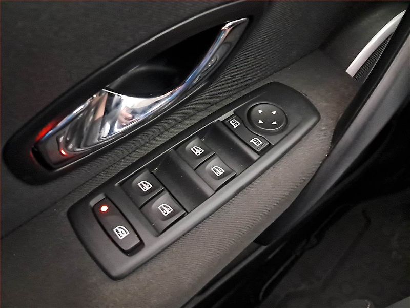 Renault Mégane (2012) 1.2 TCe, Tempomat - fotka 18 z 18