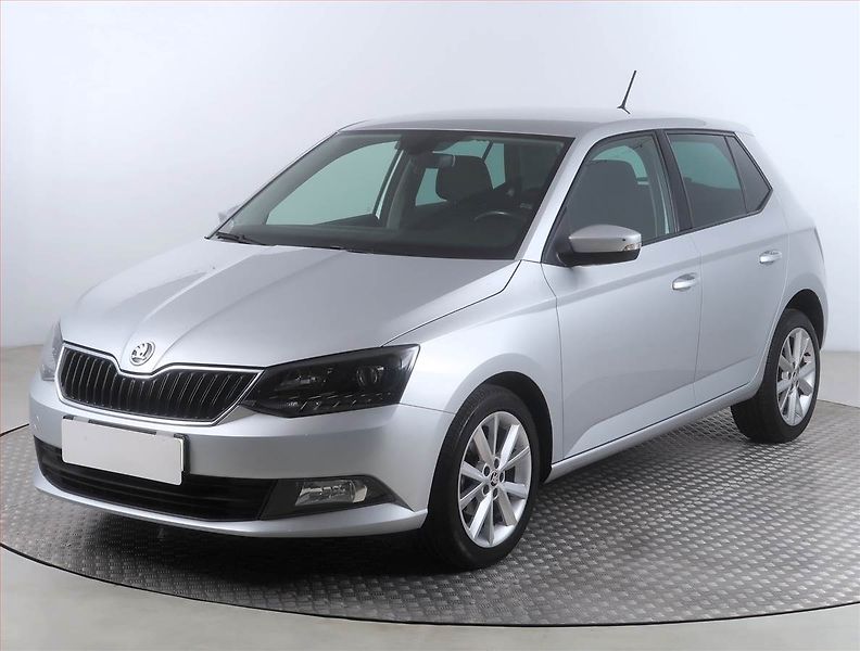 Škoda Fabia (2018) Ambition 1.0 TSI, Serv.kniha - fotka 2 z 14