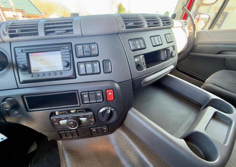 DAF CF (2019) 320 shrnovačka EURO 6 - fotka 15 z 15