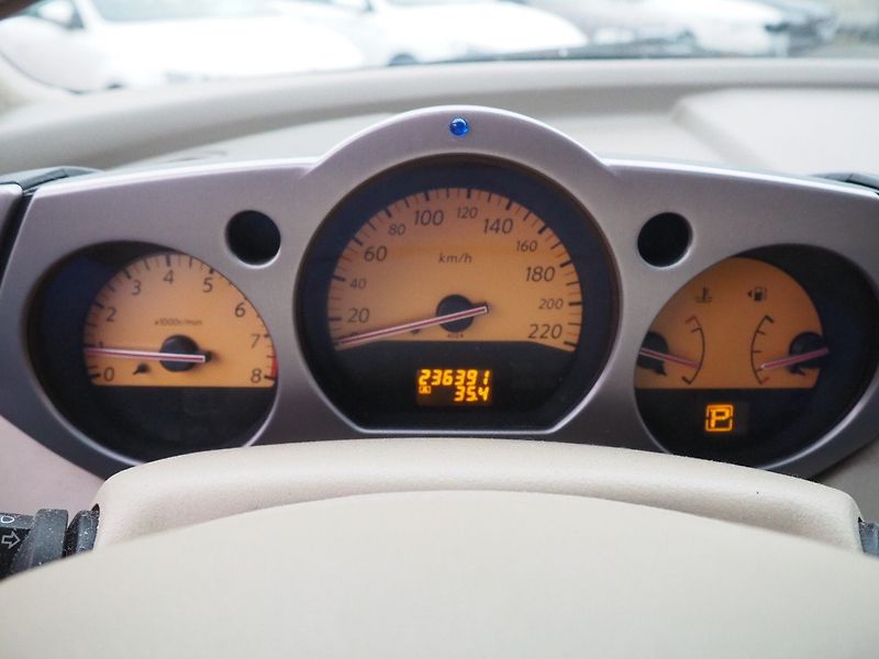 Nissan Murano (2006) 3.6 V6, Elegance, 4x4 - fotka 26 z 35
