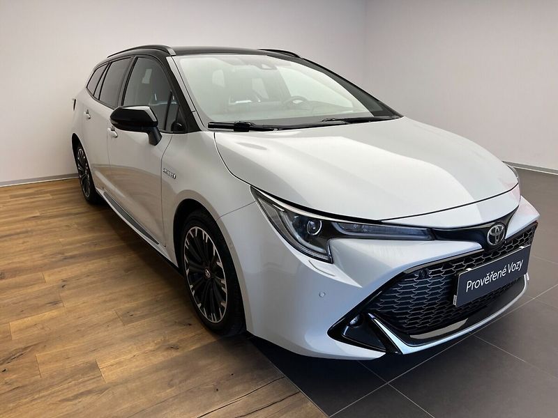 Toyota Corolla 1.8 Hybrid GR-Sport Dynamic - fotka 3 z 20