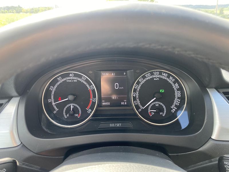 Škoda Rapid (2017) 1,4tsi DSG Scout - fotka 14 z 21