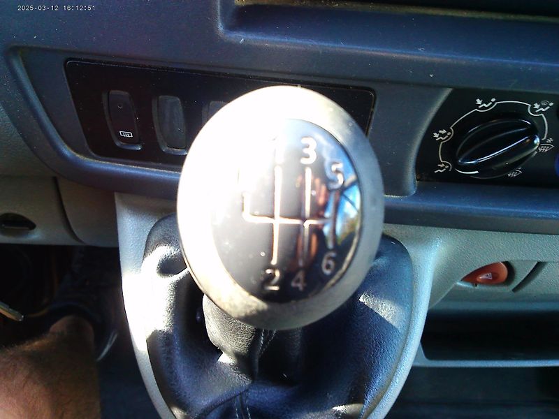 Renault Master 2.5 DCi, 84 kW, klima,tažné - fotka 16 z 21