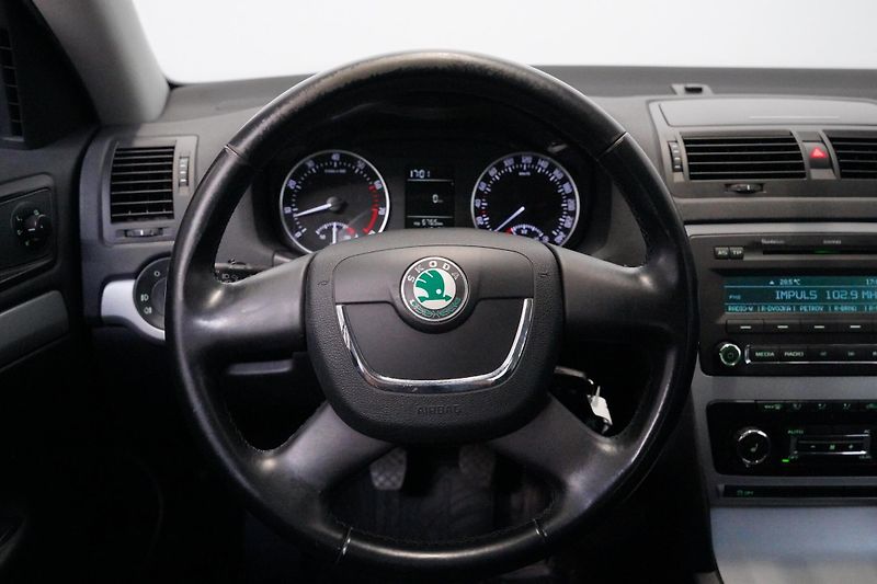 Škoda Octavia - fotka 16 z 25