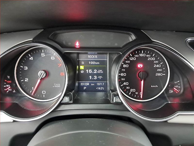 Audi A5 (2010) 2.0 TFSI, Automat, Serv.kniha - fotka 11 z 20