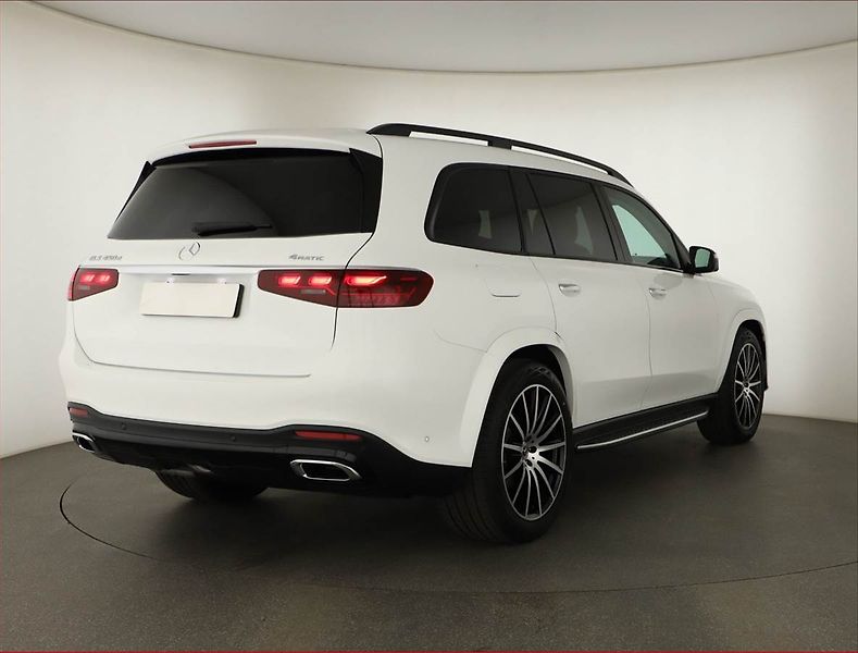 Mercedes-Benz GLS (2025) 450 d 4MATIC, 7Míst - fotka 5 z 25