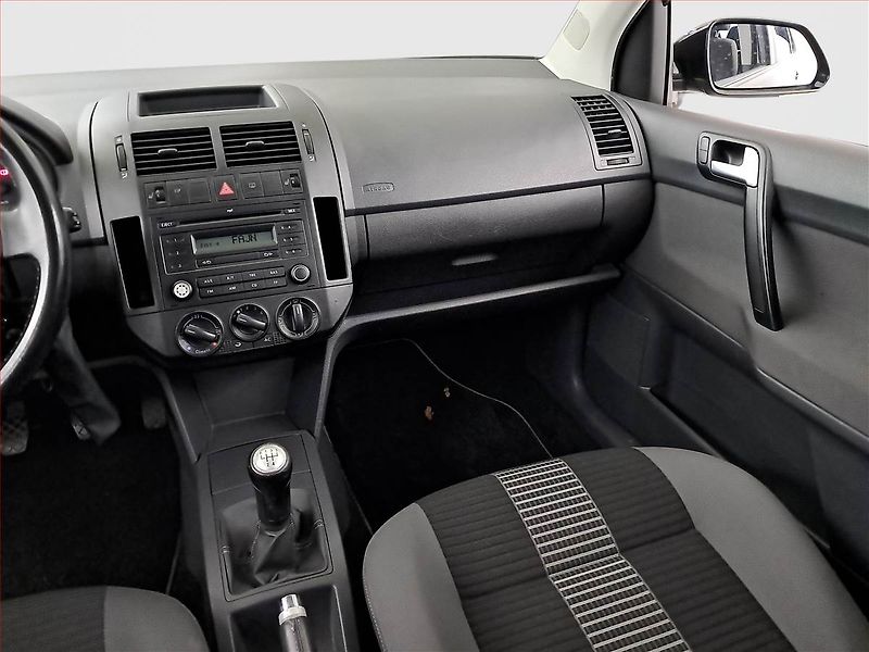Volkswagen Polo (2009) 1.2 12V, nová STK - fotka 8 z 16